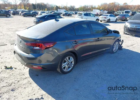 2020 Hyundai Elantra Value Edition z USA, uszkodzony, nr VIN 5NPD84LF9LH617339